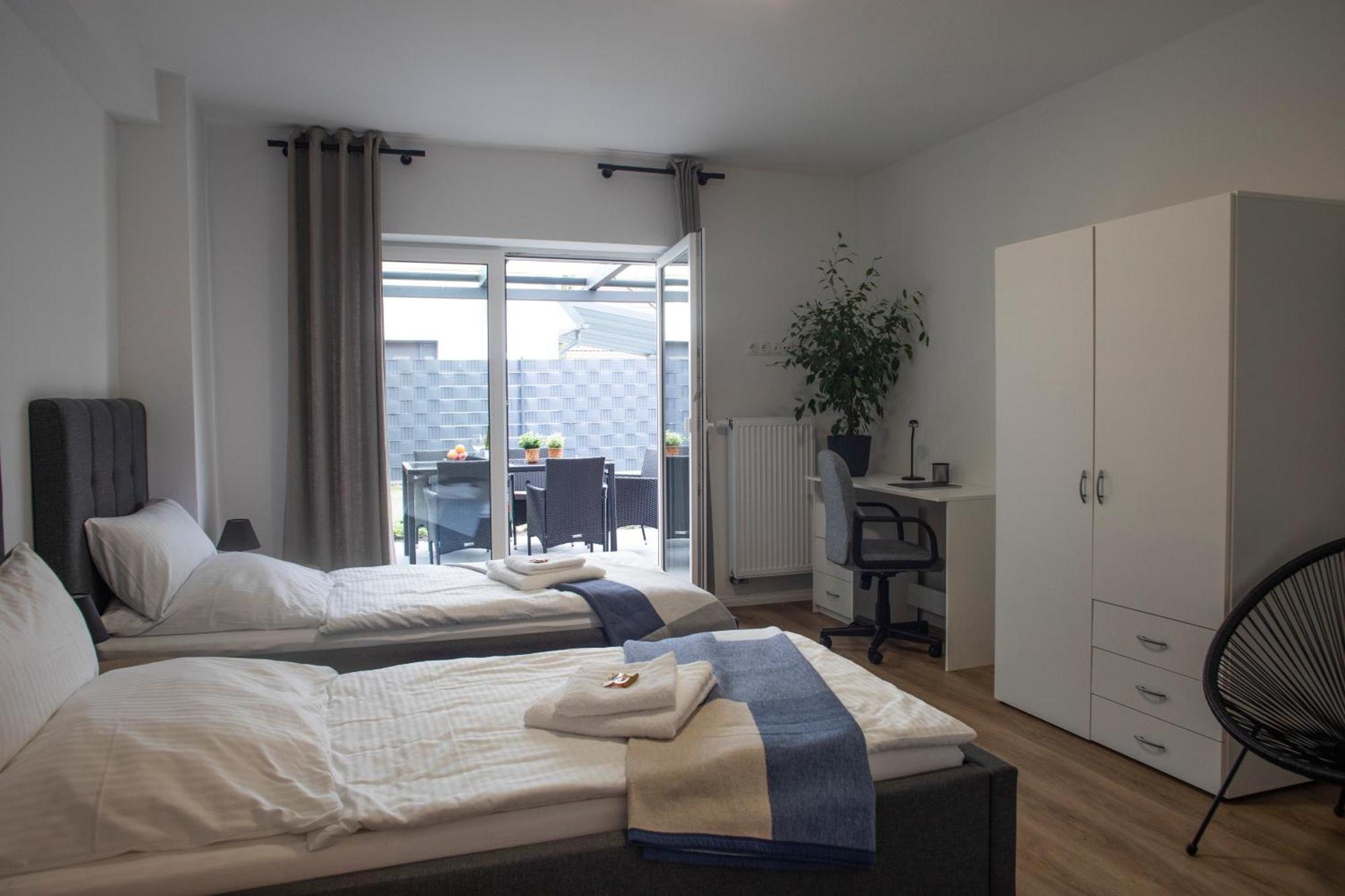 Fewo Cessna, Elegante Wohnung, 2 Schlafzimmer, Ueberdachte Terrasse Cloppenburg Luaran gambar